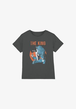 Dark gray t-shirt with a vintage-style graphic of a man in a blue suit tipping his black hat, captioned "THE KING" in orange above him.