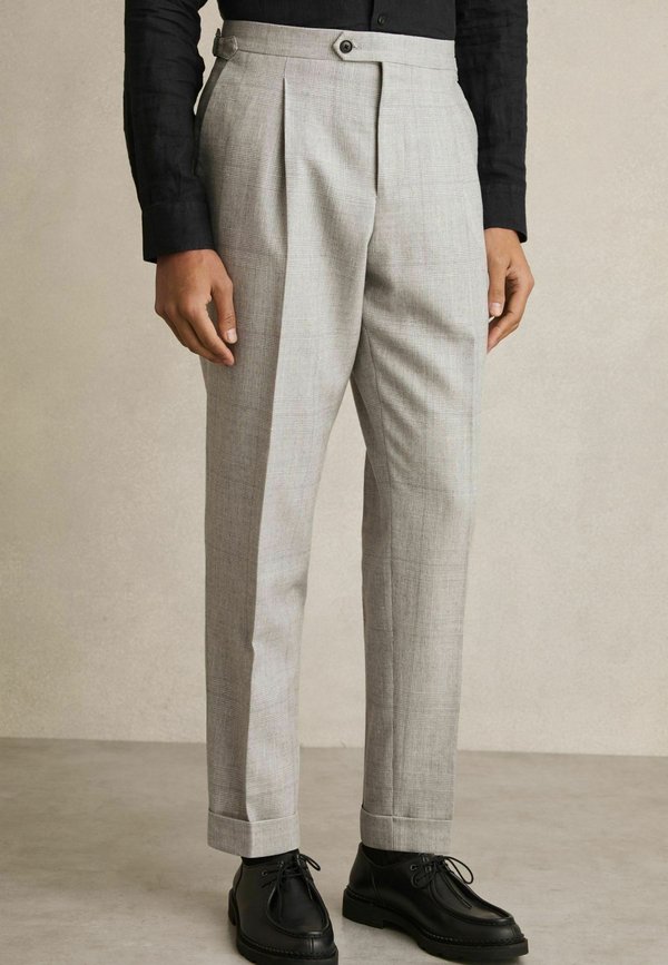 REGULAR FIT - TECNIC CHECK TAPERED - Stoffhose