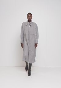 Lovechild CLAUDIA DRESS - Φόρεμα πουκάμισο - multi black