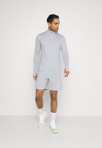 Puma RUN FAVORITE  - Camisola de manga comprida - harbor mist/fizzy light