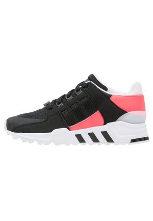 Sneakersy niskie