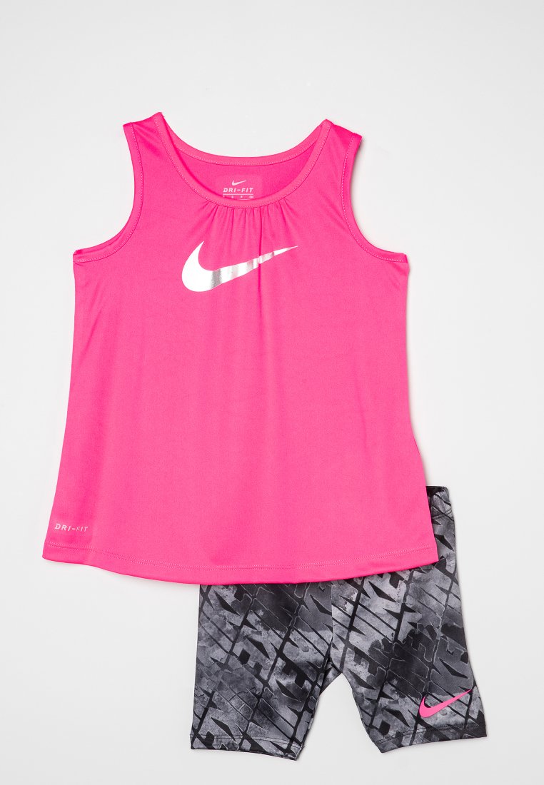 Nike Sportswear Sport T-shirt zwart Nike Sportswear Sport T-shirt zwart