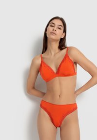 LASCANA - LSCN BY LASCANA - BRALETTE - Trīsstūrveida krūšturis - orange solid Miniatūras attēls 1