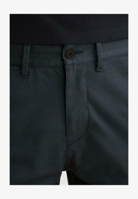 Non sélectionné, midnight navy