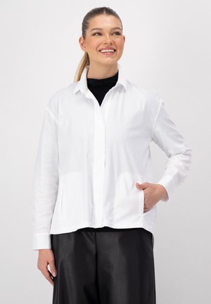 OVERSIZED 1/1 ARM - Button-down blouse - weiss uni