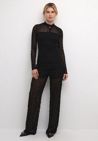 Cream Hlače - pitch black