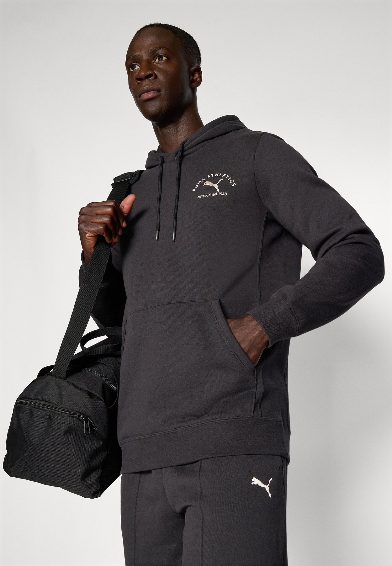 CLASS GRAPHIC HOODIE