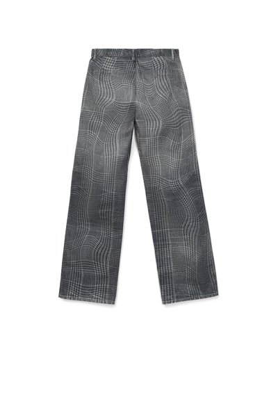 Pantalones de pierna recta a cuadros gris y negro con trabillas para cinturón, bolsillos traseros y cintura de talle medio, vistos desde atrás sobre un fondo blanco.