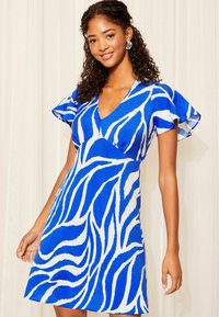 Friends Like These FLUTTER SLEEVE TIE BACK REGULAR FIT - Rochie de zi - blue