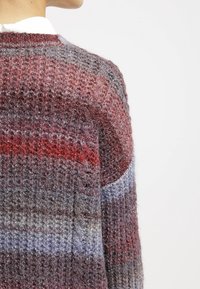 Noa Noa Kofta - mottled berry