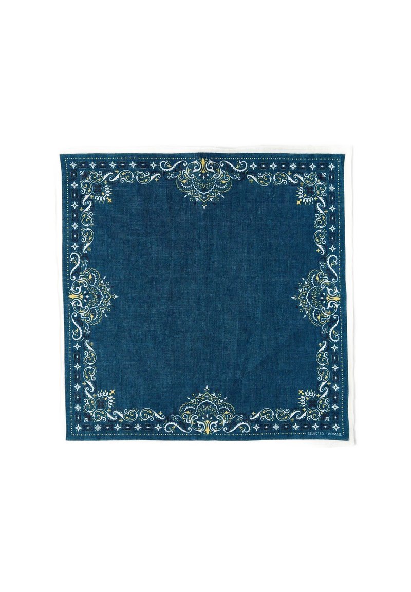 Denim fyrkantig scarf med intrikata broderier i ljusblått, gult och vitt längs kanterna, med blommiga och geometriska mönster.