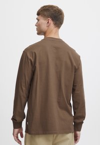Solid SDHammou - Long sleeved top - rain drum