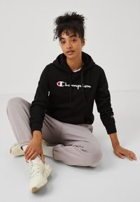 Champion ICONS CONTRAST LARGE LOGO - Felpa - black
