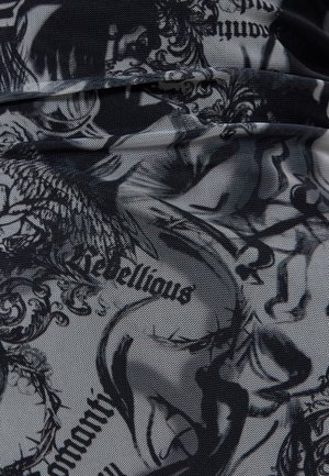 Tejido elástico con un estampado en negro y gris que presenta diseños abstractos y la palabra "rebosante". Textura suave con una apariencia similar a una malla.