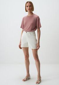 Jimmy Key HIGH WAIST - Short en jean - ecru