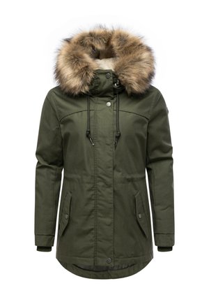 Parka verde oliva con cappuccio foderato in pelliccia ecologica, zip anteriore e bottoni a pressione, due tasche a toppa e polsini a costine. Presenta un interno foderato per il calore.