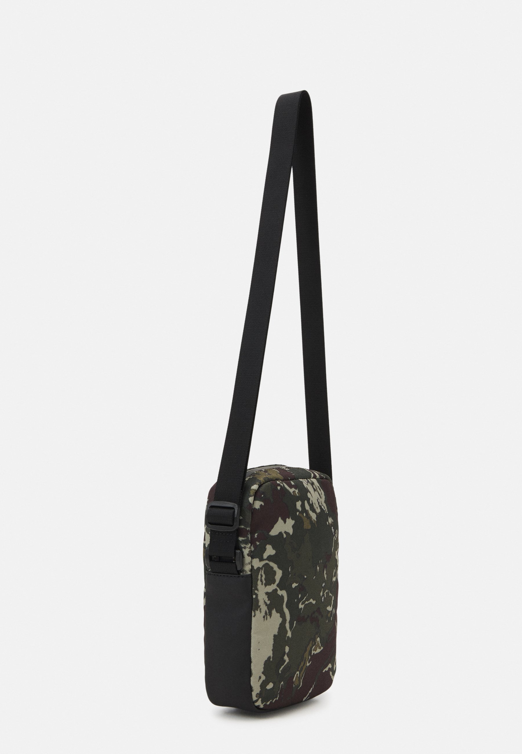 Women URBAN ESSENTIALS REPORTER CAMO UNISEX - Across body bag Women URBAN ESSENTIALS REPORTER CAMO UNISEX - Across body bag