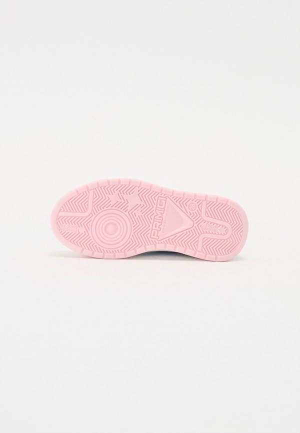 PAM - Trainers - rosa2