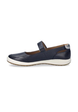 Marineblaue Lederschuhe mit gelochtem Design, ausgestattet mit einem Riemen über dem Spann, einer weißen Sohle und strukturierten Akzenten an der Ferse.