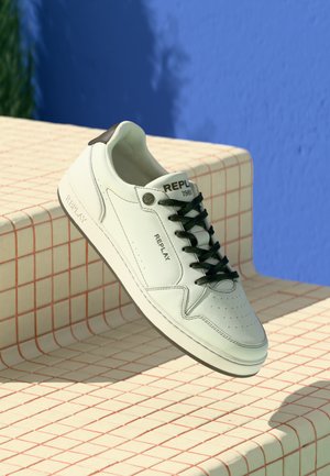 SMASH CHOICE 3 - Sneakers basse - off white/green