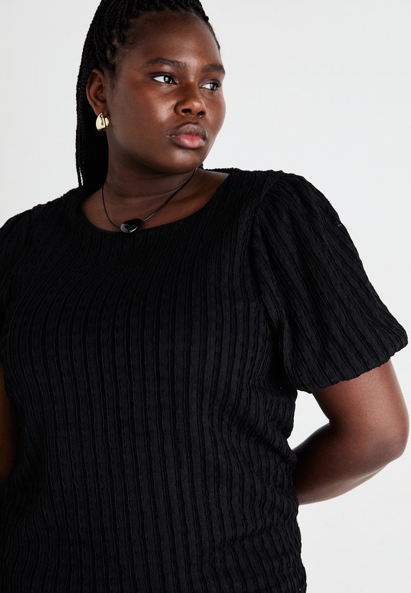 VMCNOMI  - Basic T-shirt4