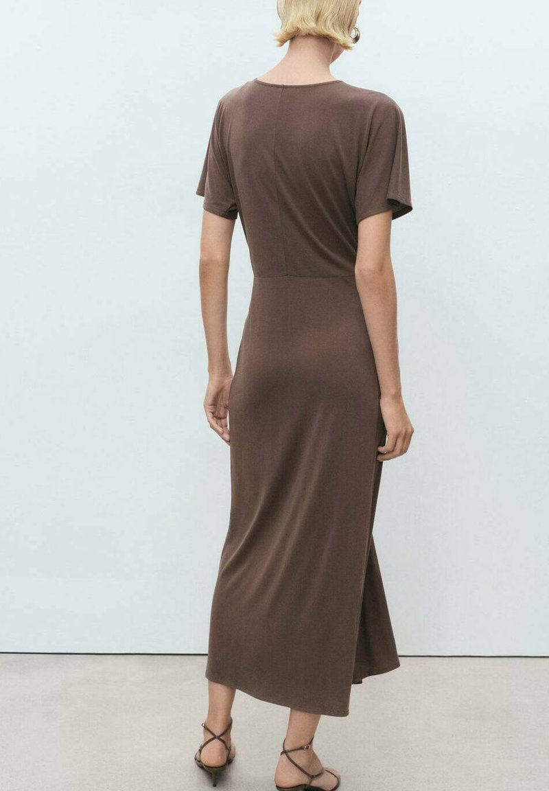 Mango V-NECK - Jersey dress - brown - Zalando