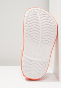 Crocs CROCBAND PLATFORM CLOG - Badsandal - barely pink/bright coral