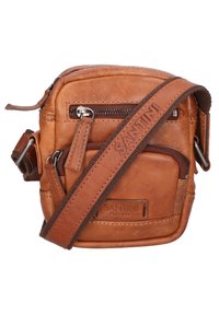 Borsa a tracolla in pelle marrone con tasca frontale con zip, cinturino regolabile e logo impresso. Caratterizzata da una texture liscia e una forma compatta.