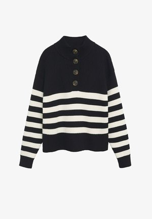 Pull en maille avec un col montant, motif à rayures noires et blanches, et quatre boutons ronds sur le devant. Texture douce, coupe courte.