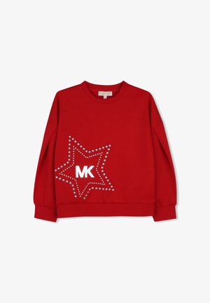 Czerwona bluza z długim rękawem i okrągłym dekoltem, z wzorem srebrnej gwiazdy ozdobionej ćwiekami oraz białymi literami "MK" wewnątrz gwiazdy z przodu.