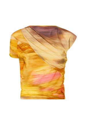 Top de manga corta en tejido multicolor con un patrón en espiral en amarillo, rosa y marrón. Escote drapeado con lados fruncidos.