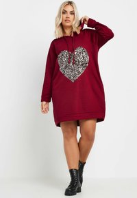 Yours Clothing SEQUIN EMBELLISHED HEART HOODIE - Vapaa-ajan mekko - red