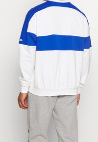 Nike Sportswear Mikina - white