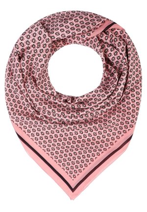 Lyserød trekantet tørklæde med små sorte og hvide geometriske mønstre og mørk lyserøde kanter, foldet i en cirkulær form.