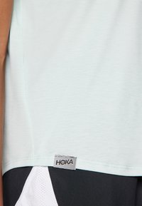 HOKA ESSENTIAL TEE - T-shirt desportiva - aqua breeze