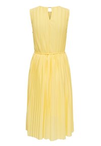 Gelbes, plissiertes Kleid mit ärmellosem Design, strukturiertem Stoff, Schlüsselloch-Rückenöffnung und einem taillierten Bund für eine definierte Silhouette.