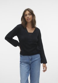 46fa7f22cf78413783b82ce2da9db429.jpg?imwidth=156