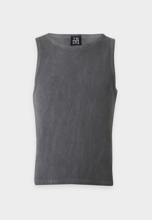 Sleeveless, fitted gray tank top with a round neckline, subtle texture, and a visible black label at the neck, displayed on a plain background.