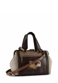 Braune und beige Handtasche mit strukturiertem Design, aus genarbtem Leder, mit einer vorderen Reißverschlusstasche und abnehmbarem Schultergurt.