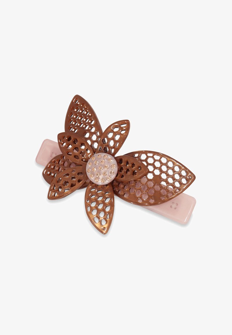 Bruine bloemenhaarclip met uitgesneden bladontwerp, gladde roze basis en een ronde, sprankelende centrale accent. Gedetailleerde en lichtgewicht constructie.