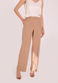 Makalu - Spodnie materiałowe