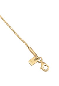 Bracciale in oro a catena attorcigliata con chiusura a granchio e un piccolo tag. Il design presenta una superficie testurizzata e una finitura lucida.