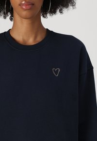 JDY JDYSALLY O NECK - Sweatshirt - sky captain