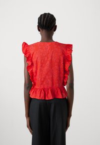 Object OBJCILIE czerwony
