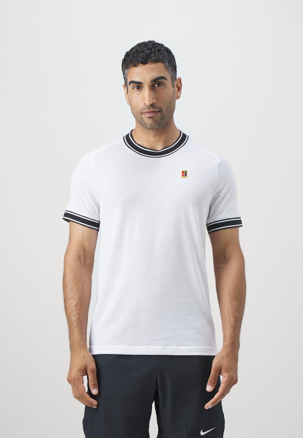 HERITAGE - Print T-shirt2