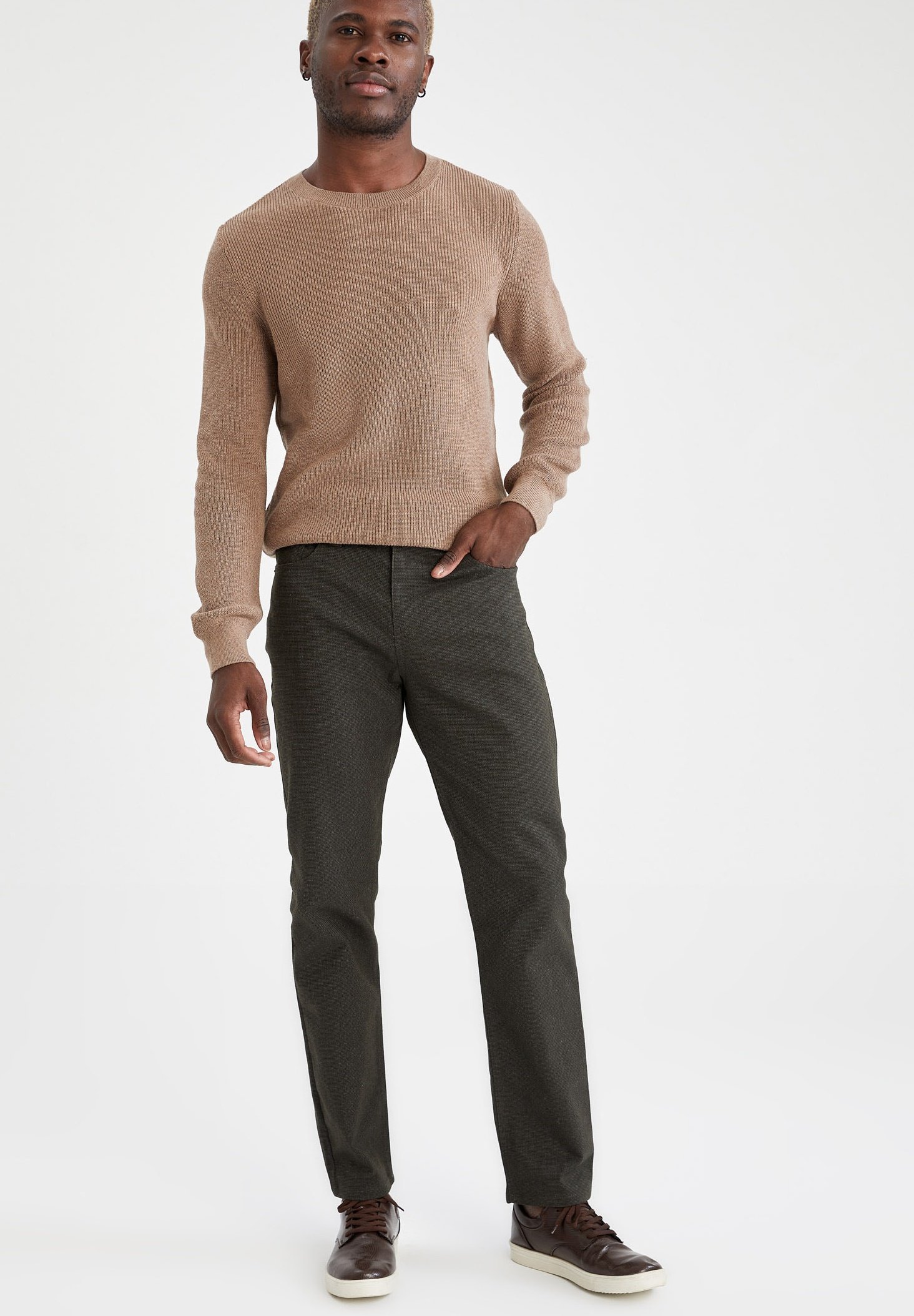 DeFacto REGULAR FIT - Pantaloni - khaki/cachi - Zalando.it