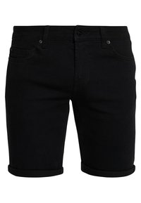 Pantalones cortos de mezclilla negra con un corte clásico, dobladillos enrollados y bolsillos frontales. Presenta un cierre de botón y detalles de costura sutiles.