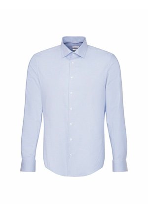 Helle blaue-langärmelige Herren-Hemd mit Knopfverschluss und klassischem Kragen, auf einem schlichten weißen Hintergrund präsentiert.