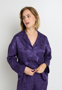 Non sélectionné, violet