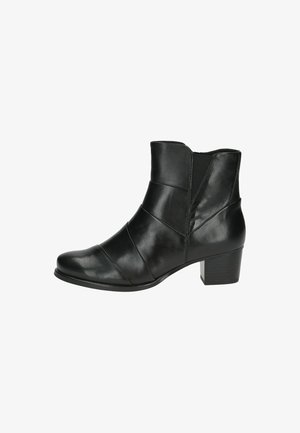 Schwarze Leder-Stiefelette mit runder Spitze, ausgestattet mit einem strukturierten Design und einem gestapelten Absatz. Elastische seitliche Einsätze für ein einfaches Anziehen.